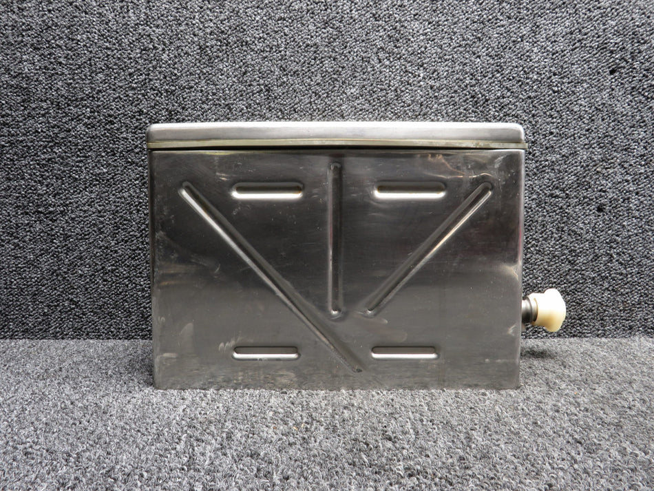 306-146B LearJet L-25D Hot Pot Tank (Slight Rusty Latch)