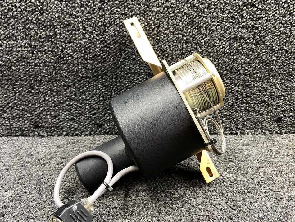 0106-R9 S-Tec Autopilot Roll Servo with Mounting Bracket