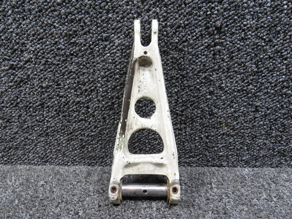 36-810016-5 (ALT: 35-815195) Beechcraft BE-58 Knee Torque Link Lower