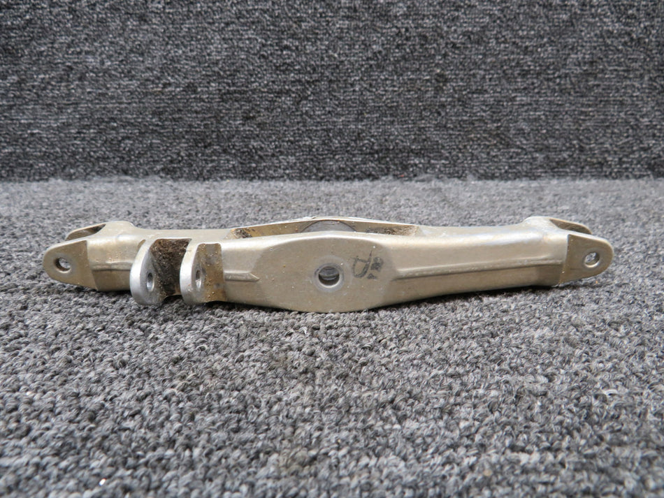 1243032-1 Cessna 210 Nose Gear Steering System Cross Bar