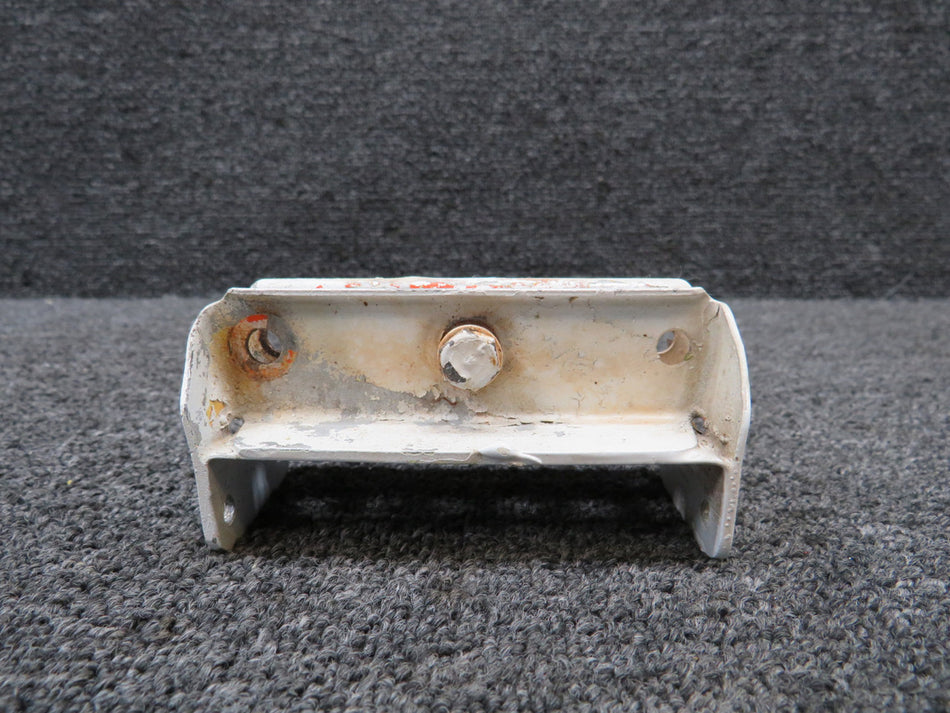 35-135025-36 Beechcraft 95-B55 Aileron Hinge Inboard RH (Slight Rust)