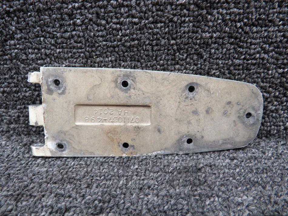 0711037-3 Cessna 210A Cabin Door Hinge Lower LH
