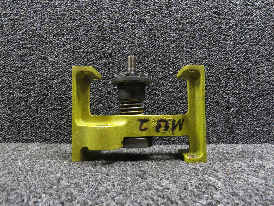 010A-38822-11 Mitsubishi 2B-30G Emergency Gear Down Mechanism Bracket Assembly