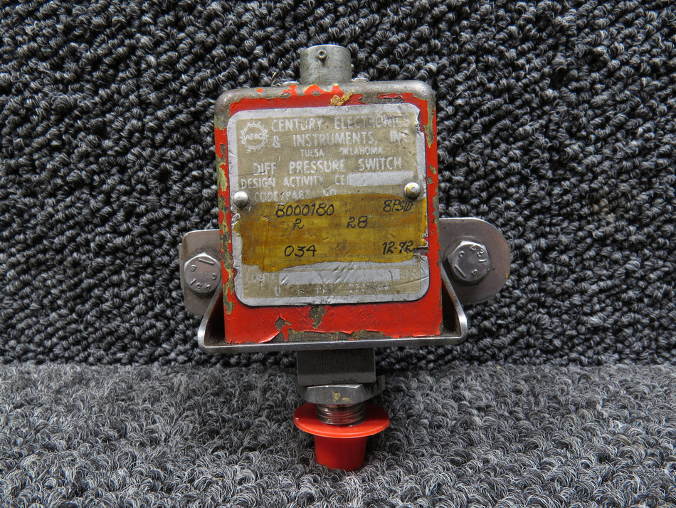 8000180 Sabre 80 Century Electronics Differential Pressure Switch (28 Volts)