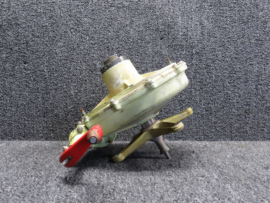 35-810080-602 Beechcraft 35 Landing Gear Retract Actuator Assy (Missing Parts)