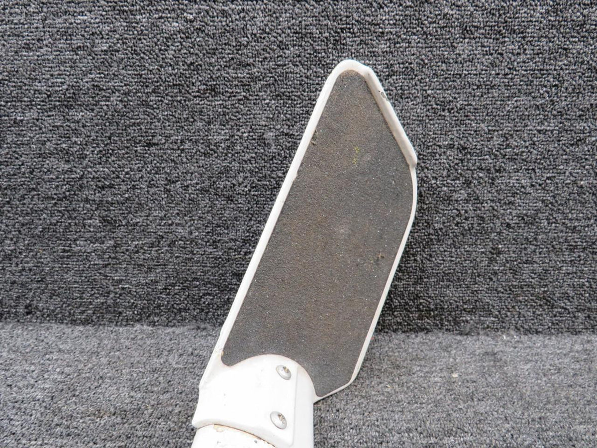 Cessna Aircraft Parts 0811946-25 Cessna 310R Step Weld Assembly (Minor Rust)