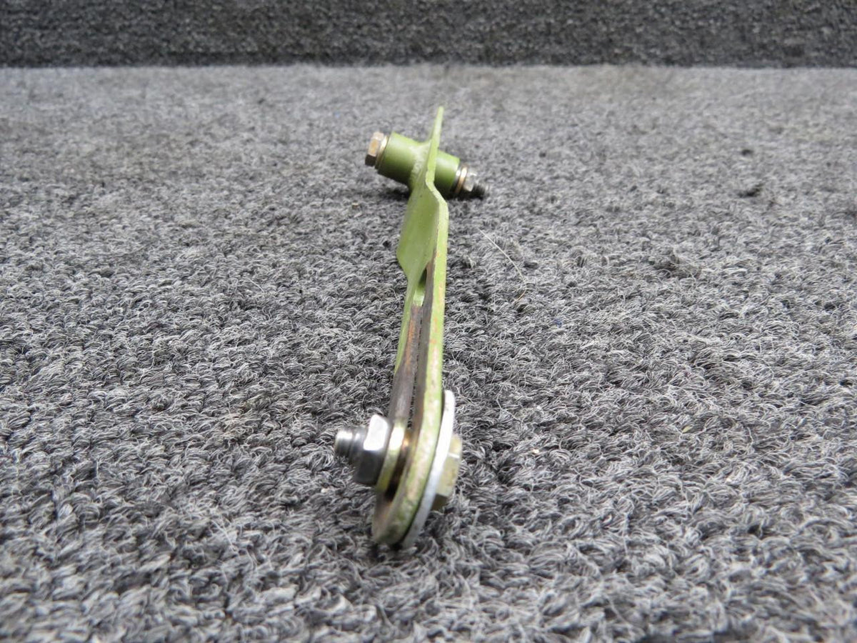 Cessna Aircraft Parts 0762033-1 Cessna 182M Flap Control Arm Assembly