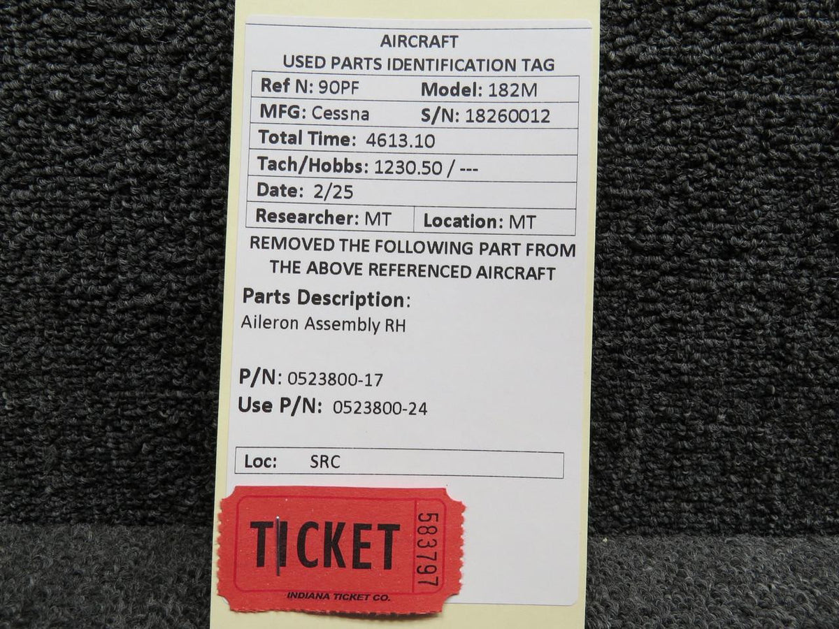 Cessna Aircraft Parts 0523800-17 (Use: 0523800-24) Cessna 182M Aileron Assembly RH