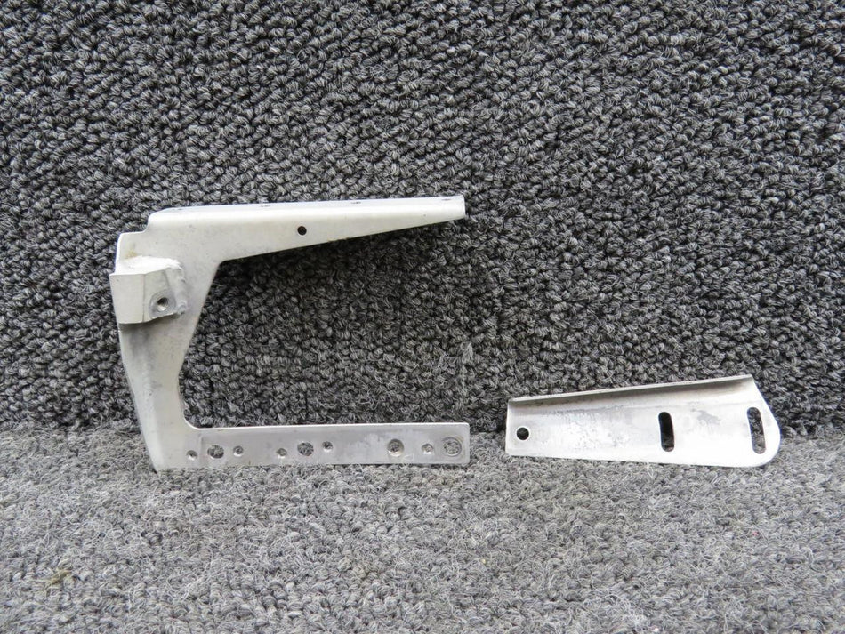 Cessna Aircraft Parts 1211184-1, 121118-1 Cessna 210 Slide and Shim LH