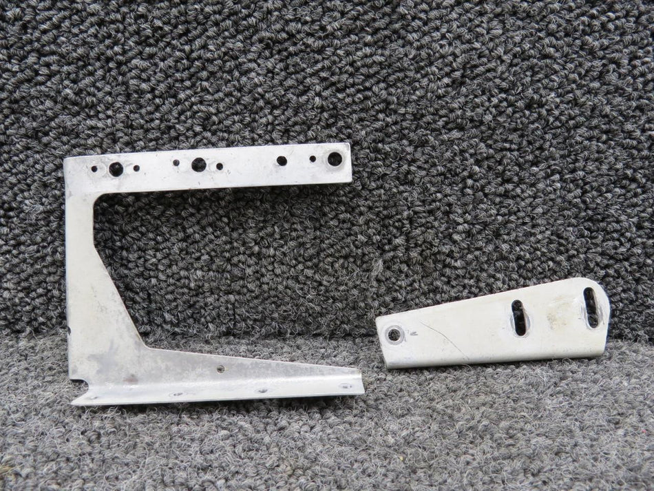 Cessna Aircraft Parts 1211184-1, 121118-1 Cessna 210 Slide and Shim LH