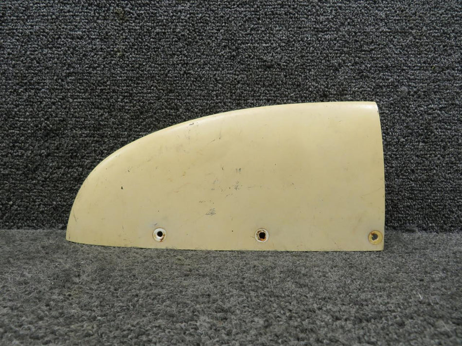 Cessna Aircraft Parts 0430004-11-791 Cessna 150L Stabilizer Tip (Worn Paint)