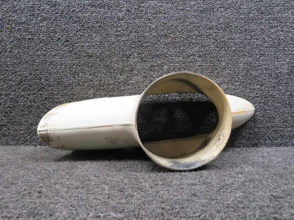 63514-006 Piper PA28-140 Rotating Beacon Fin Tip (Worn Edges)