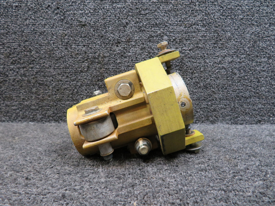 36-524105-5 (Fso: 36-524105-1) Beechcraft A36 Copilot Control Yoke Connector