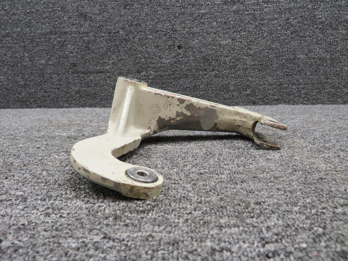 Cessna Aircraft Parts 0841106-5 Cessna 414 Main Gear Idler Bellcrank LH