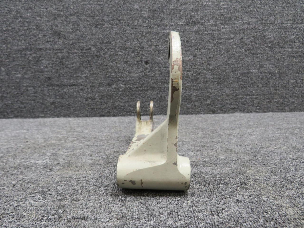 Cessna Aircraft Parts 0841106-5 Cessna 414 Main Gear Idler Bellcrank LH