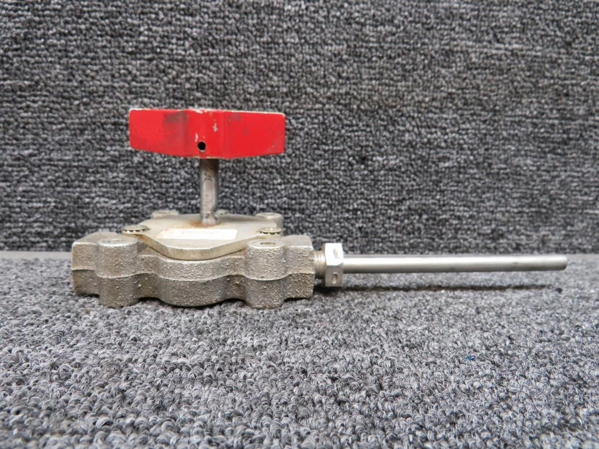 Janitrol HE7001-7, 60-924017-7 Janitrol Fuel Selector Control Valve with Handle LH
