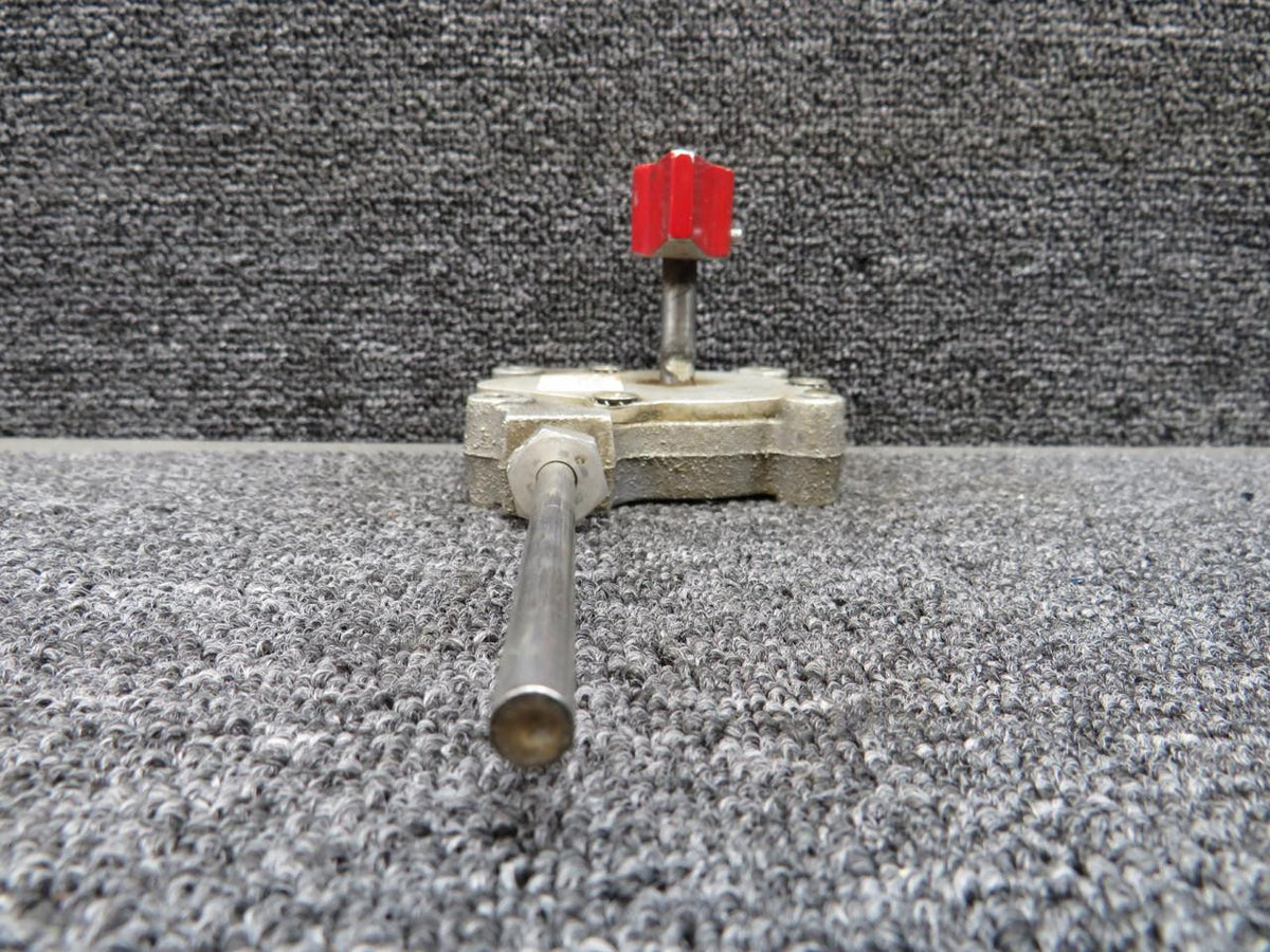 Janitrol HE7001-7, 60-924017-7 Janitrol Fuel Selector Control Valve with Handle LH
