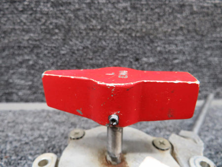 Janitrol HE7001-7, 60-924017-7 Janitrol Fuel Selector Control Valve with Handle LH