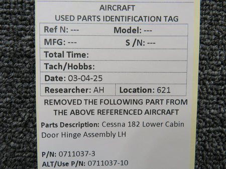 Cessna Aircraft Parts 0711037-3, 0711037-10 Cessna 182 Lower Cabin Door Hinge Assembly LH
