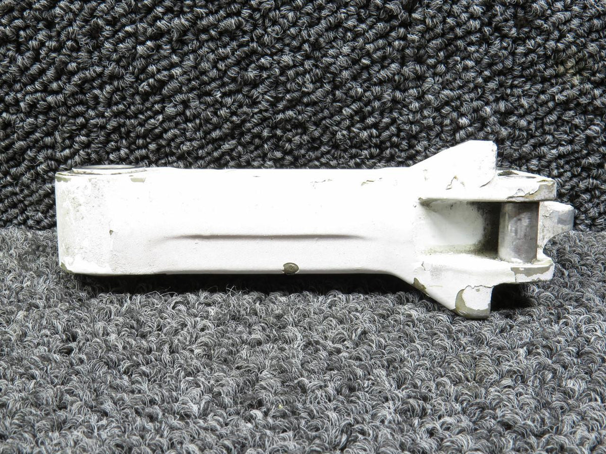 Piper Aircraft Parts 40284-004 Piper PA-31T Landing Gear Side Brace Link