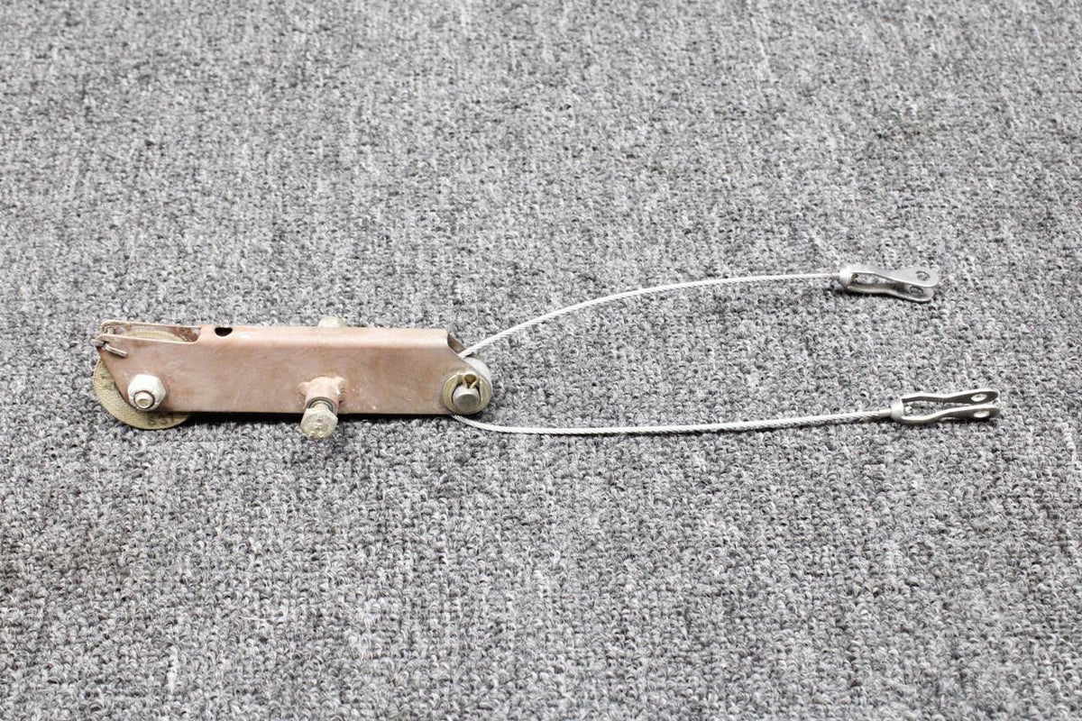 Cessna Aircraft Parts 0713070-9, 0510105-70 Cessna 177B Parking Brake Bellcrank Assembly w Cable