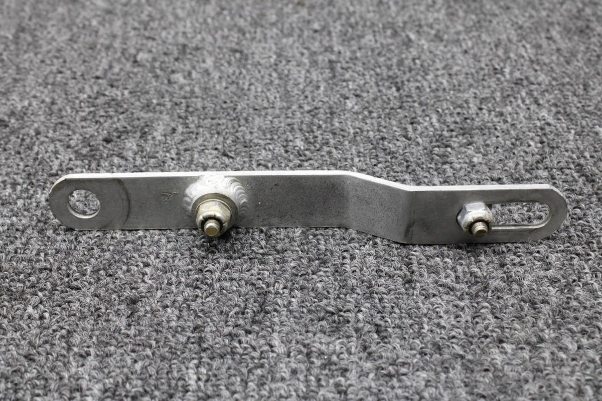 Cessna Aircraft Parts 1722082-7 Cessna 177B Flap Actuator Lever Arm