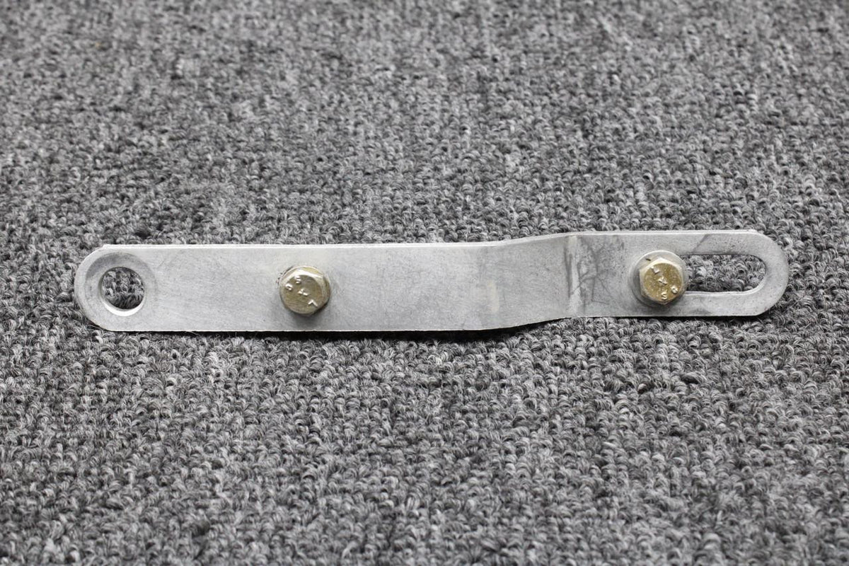 Cessna Aircraft Parts 1722082-7 Cessna 177B Flap Actuator Lever Arm