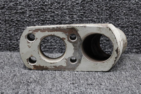 Cessna Aircraft Parts 1741003-3 (Use: 0741053-1) Cessna 177B Main Gear Axle Fitting LH