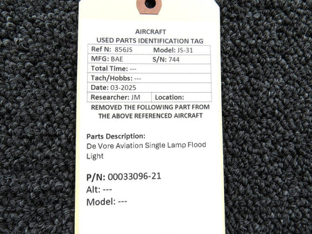 Devore 00033096-21 De Vore Aviation Single Lamp Flood Light