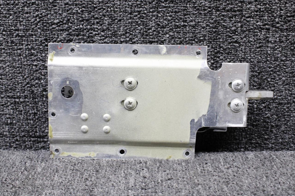Cessna Aircraft Parts 1717039-4 Cessna 177B Cabin Door Latch Assembly RH (Altered Bracket)
