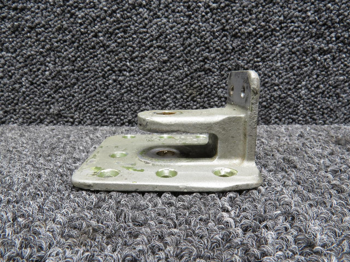 Cessna Aircraft Parts 5513056-4 (Use: 5513056-202) Cessna 500 Support Bracket RH (Chipped Paint)
