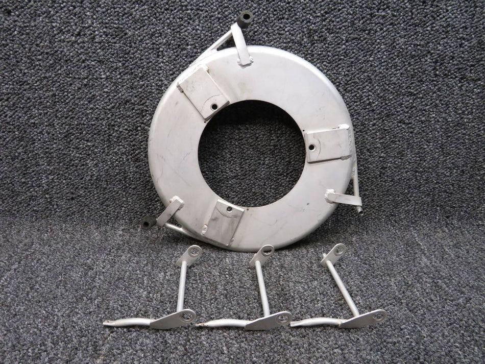 D3608 / A3614 Beechcraft 95-C55 Bulkhead & Slinger Ring 3 Blade W/ Tubes