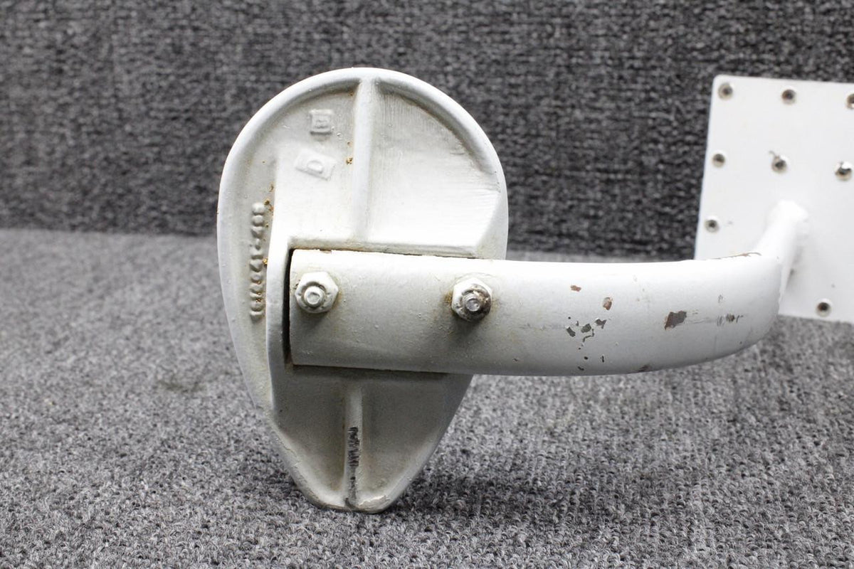 Cessna Aircraft Parts 1510041-1, 1711017-2 Cessna 177B Fuselage Step Assembly RH