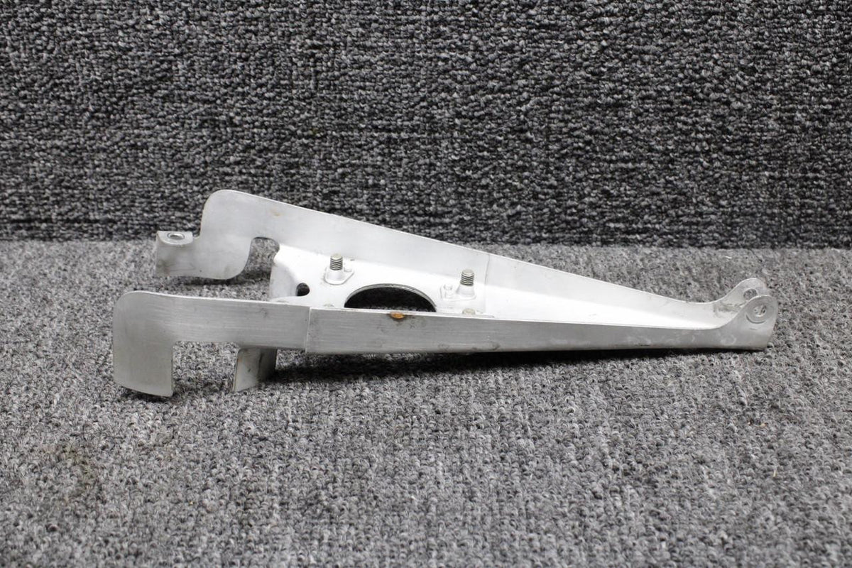 Lycoming Aircraft Engines & Parts 1750021-5 (Use: 1750027-3) Lycoming O-360-A1F6 Governor Support Bracket