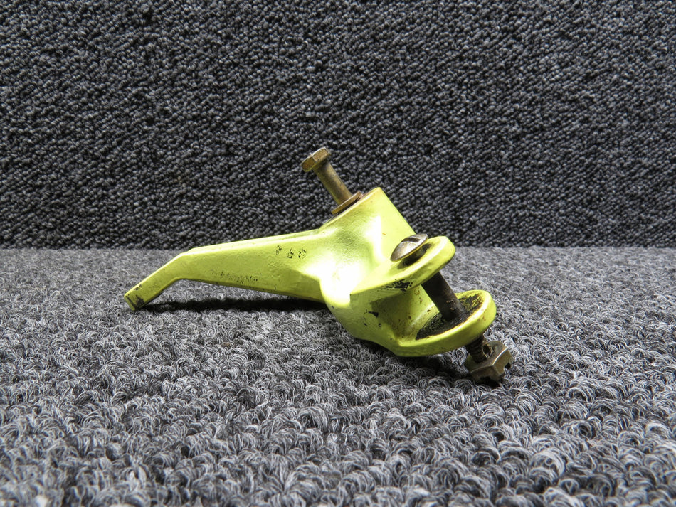 35-524138-2 (Use: 002-410039-7) Beechcraft 36ATC Rudder Control Bellcrank RH