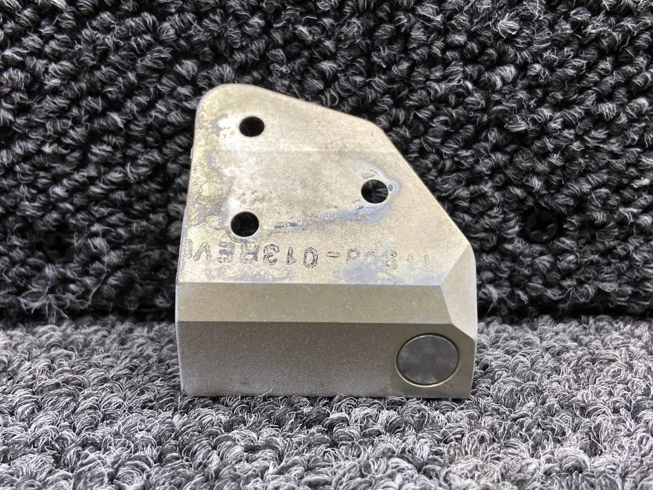 11908-013 Cirrus SR20 Upper Cabin Door Hinge LH