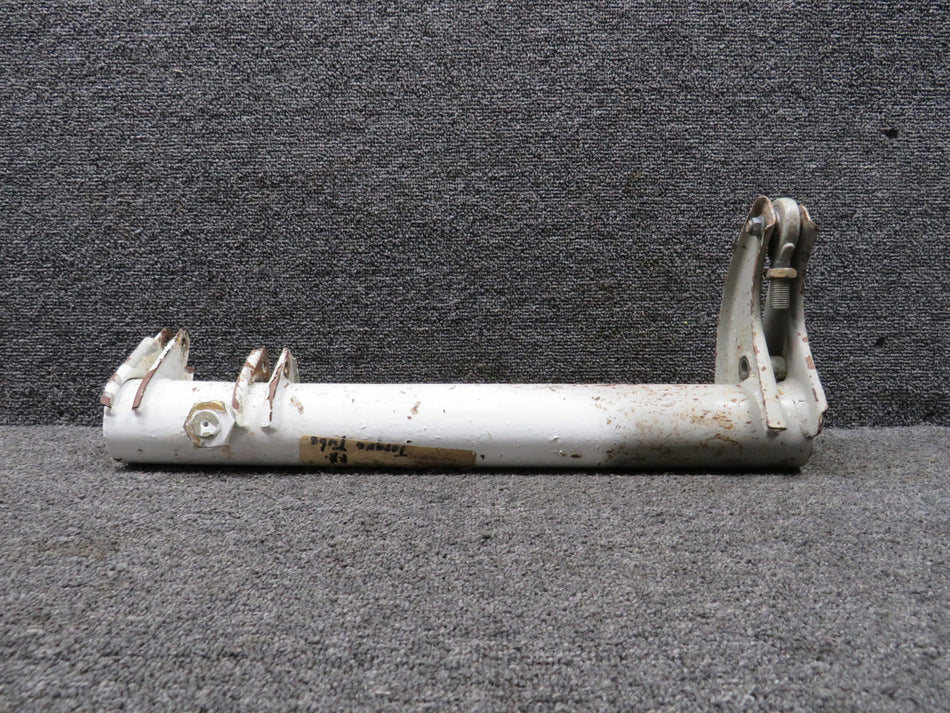 5045010-18 (Weu: 5045010-24) Cessna 340A MLG Retraction Torque Tube RH (Rust)