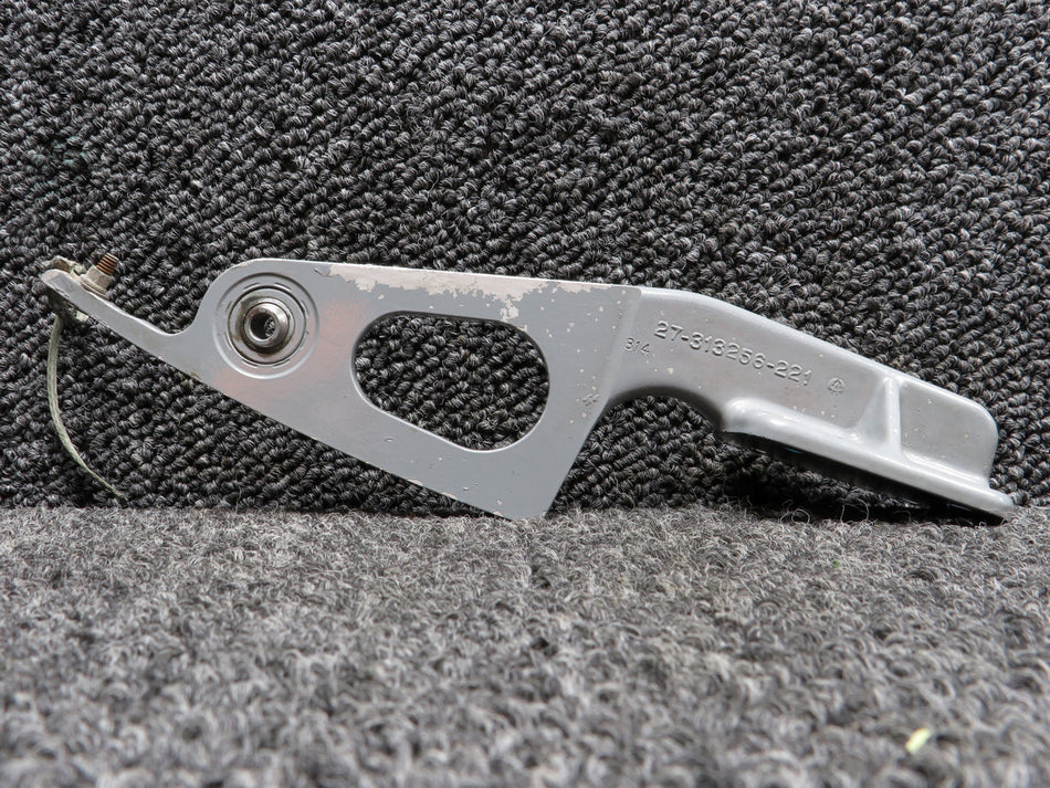 2217-019-025 Fokker F-27-200 Landing Gear Door Arm