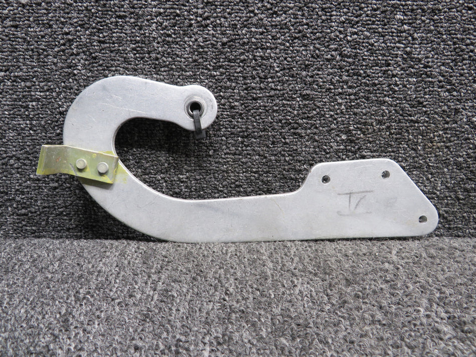 95-410029-5 (Use: 002-410055-41) Beechcraft B95A Nose Access Door Hinge Aft