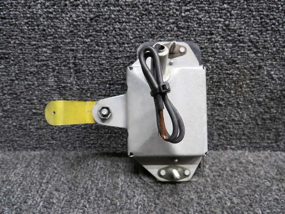 95-324006-119 Beechcraft B95A Landing Gear Position Indicator (Face Faded)