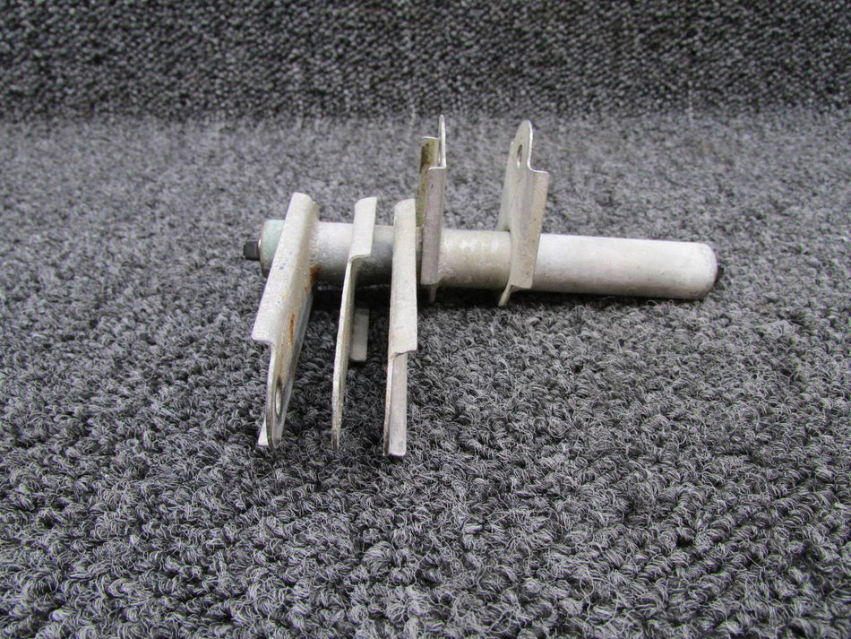 0862100-12 Cessna 421B Flap Bellcrank Assembly RH (Inboard Wing, Outboard)