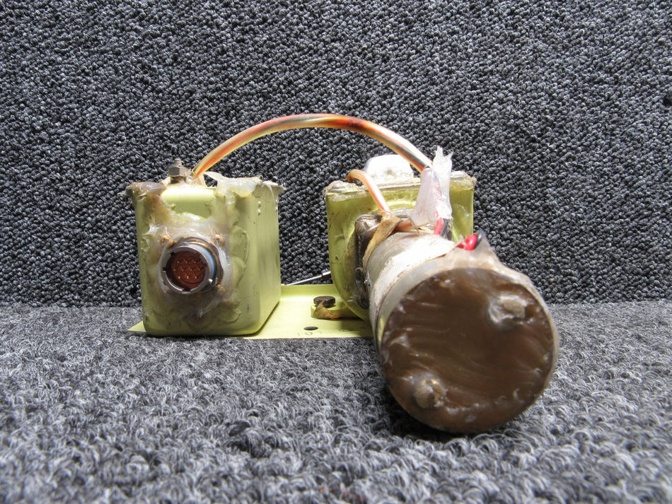 101-524887-6611 (Alt: 109-524329-6009) Beech Trim Electric Actuator Assembly