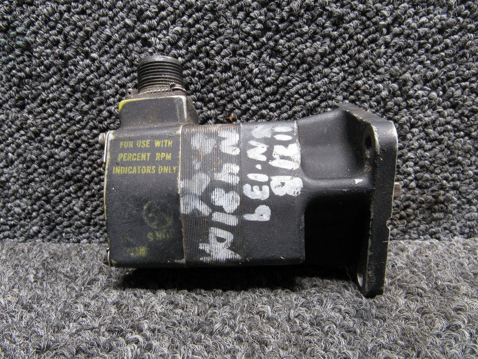 3883029 (Alt: 2CM9ABE6) General Electric 2-Pole Tachometer Generator