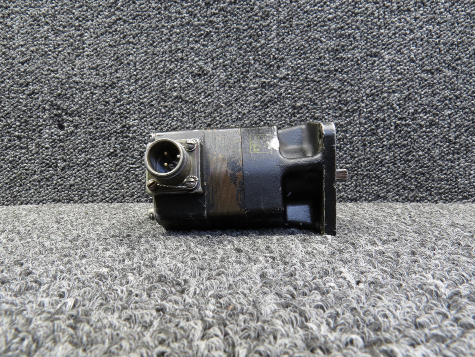 2CM9ABE (Alt: 3883029) General Electric 2 Pole Generator Tachometer