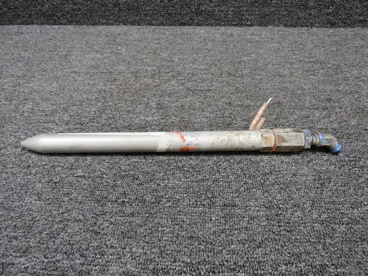 NAOページ 0813175-1 Cessna 310A Heated Pitot Tube Assembly (Minor Corrosion