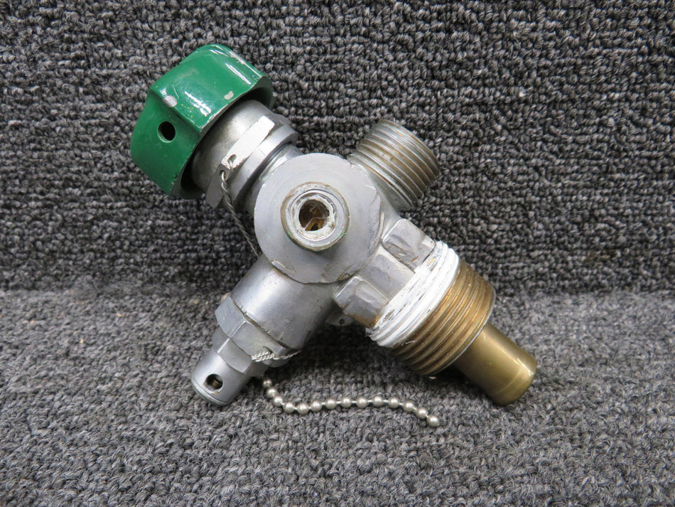 10850 Scott Oxygen Regulator Valve with Green Repairable Tag (Core)