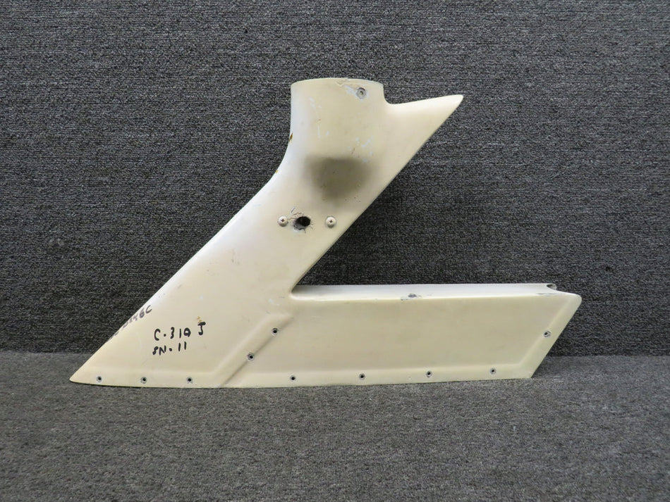 0831360-1 Cessna 310J Fin Rotating Beacon Tip Assembly (Worn Holes)