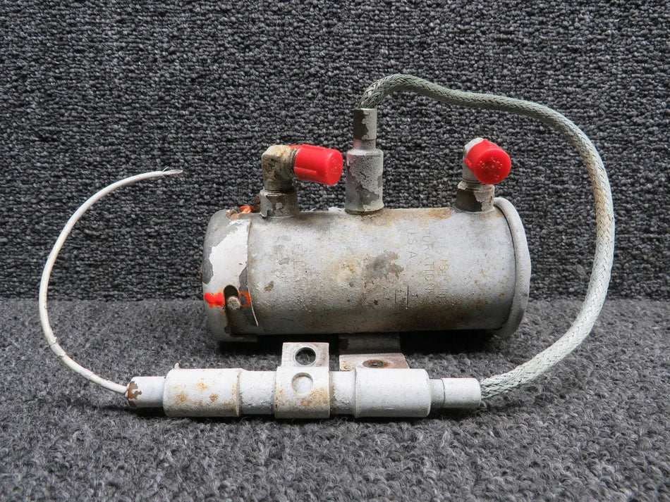 476439 (Use: 476284) Bendix Heater Fuel Pump (Volts: 24) (Corrosion, Rust)