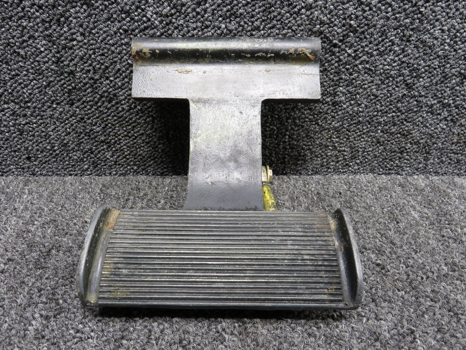2315141-024 Learjet L-23 Rudder Pedal Assembly RH