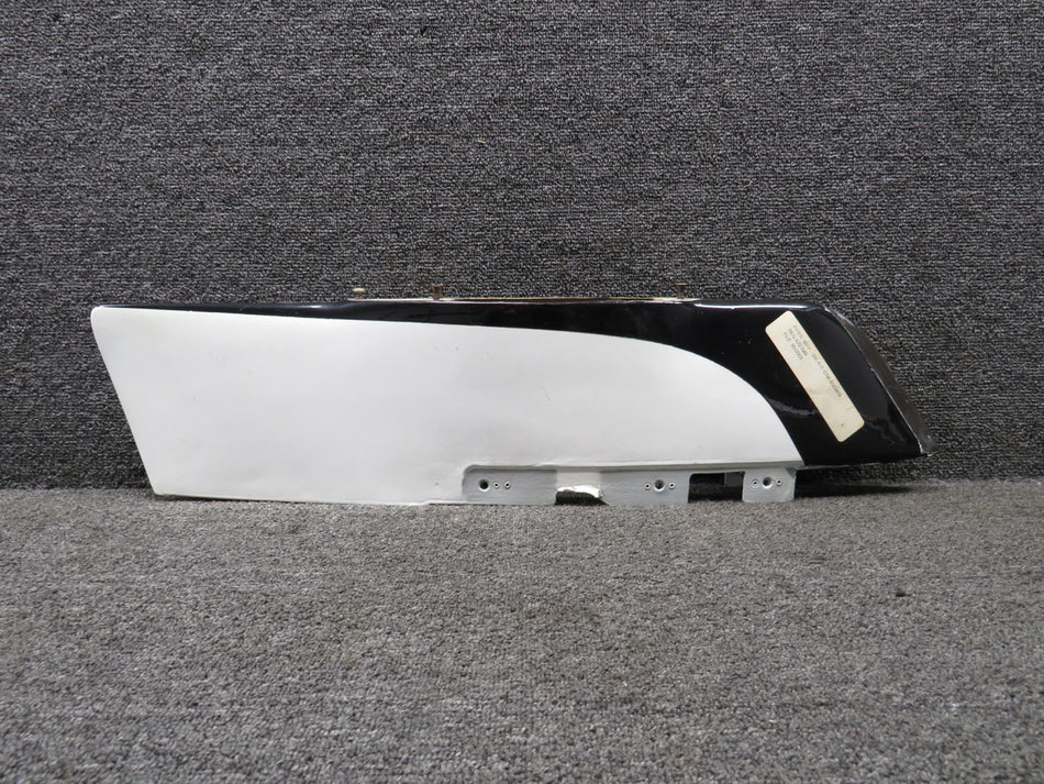 220021-509 Piper Aerostar 601P Vertical Tip Assembly (Chipped Edges)